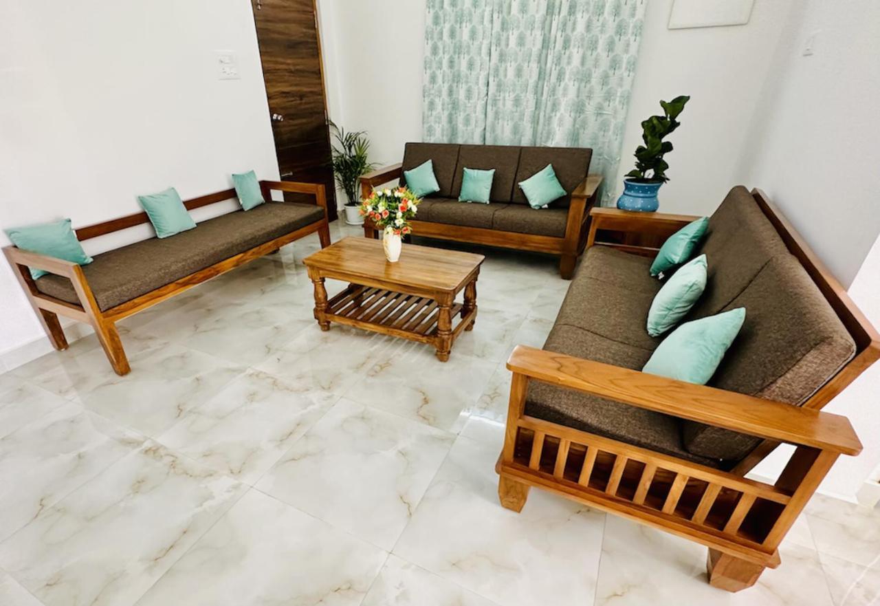 Tirupati Homestay: Luxury AC Apartments with Fast Wi-Fi near Temples Exterior photo